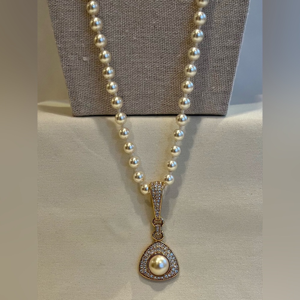 Vintage, Signed S.A.L. Swarovski Pearl & Crystal Pendant Necklace, NWT - Picture 6 of 16